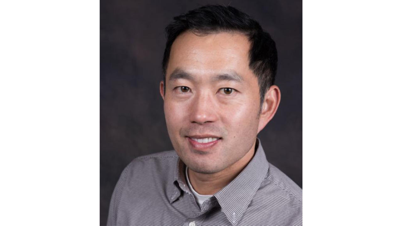 Headshot of Mike Chan
